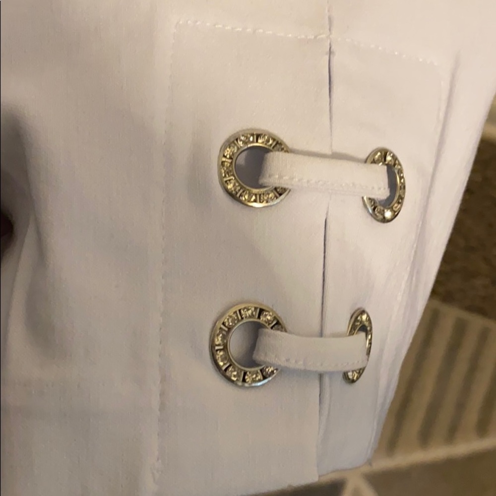 Capris - Picture 3 of 3
